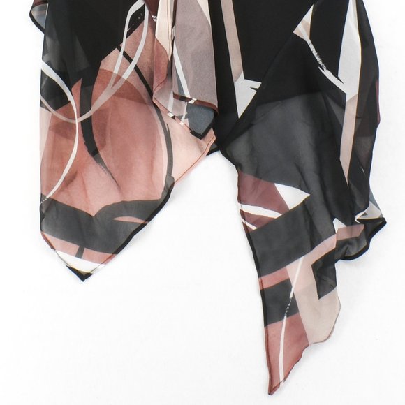 City Chic V-Neck Sahara Printed Asymmetrical Top - Picture 7 of 8